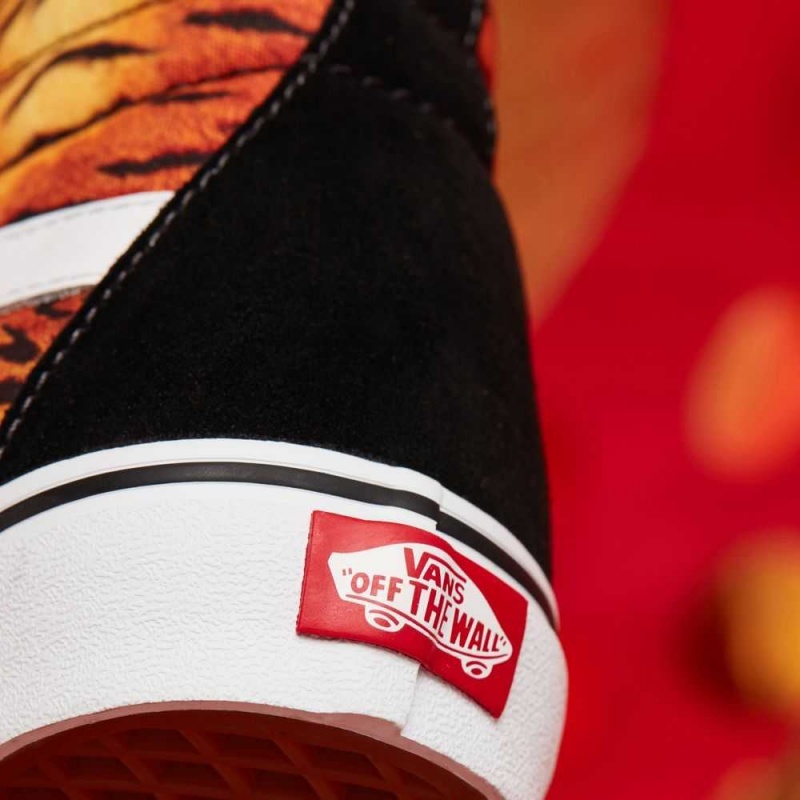 Vans Customs Tiger Stripes Sk8-Hi Classic Damen | 79182DMEZ